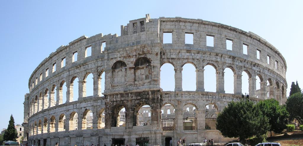 Arenacentar Apartments Pula Dış mekan fotoğraf